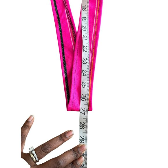 St. Thomas Pink Woven Crossbody Bag Embroidered Fish Design & Fringe Accents - Picture 9 of 9